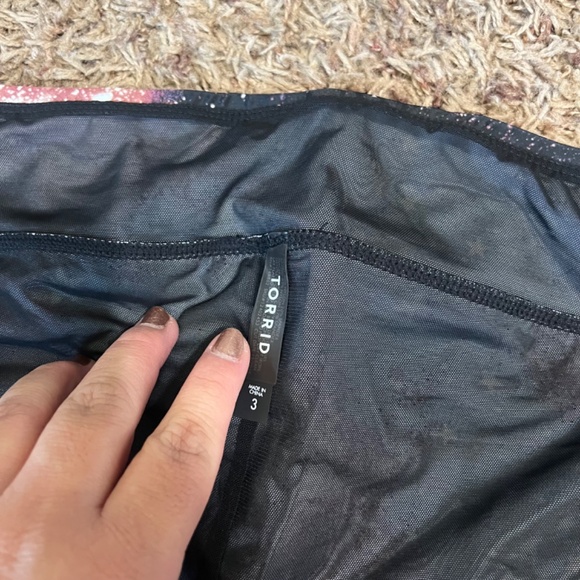 NWT Torrid Galaxy Star Biker Shorts Size 3 | Celestial Print - Picture 6 of 7